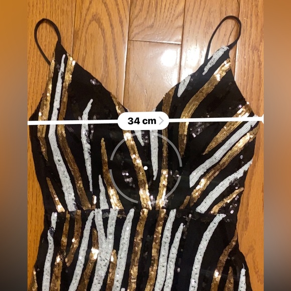 Sequin dress mid length - Picture 4 of 9